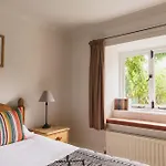 Сasa de vacaciones 2 Hart Head Barn, Renovated Barn, Ambleside