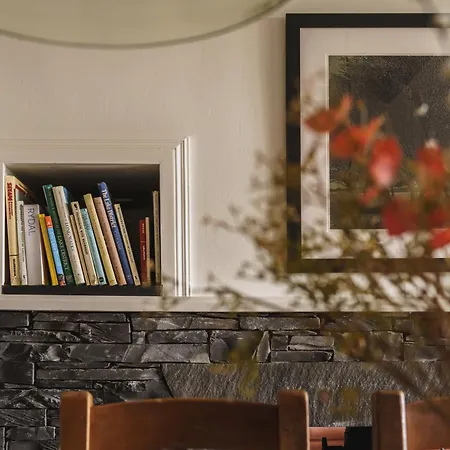 2 Hart Head Barn, Renovated Barn, Ambleside * Rydal