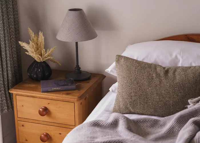 2 Hart Head Barn, Renovated Barn, Ambleside * Rydal