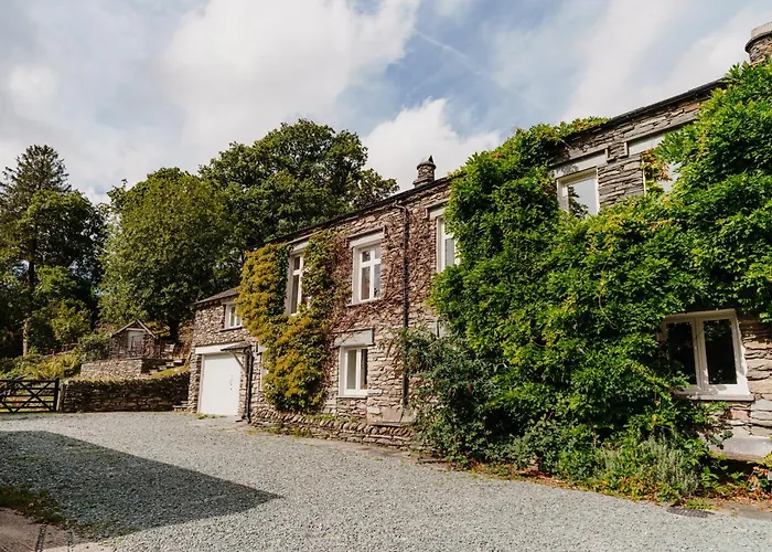 2 Hart Head Barn, Renovated Barn, Ambleside Rydal